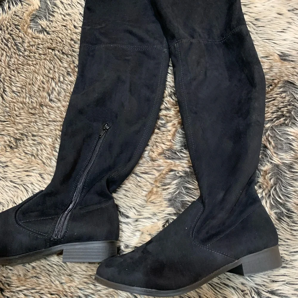 No Boundaries Women's Black Faux Suede  Over the Knee Boots Size 7 1/2 NWOT